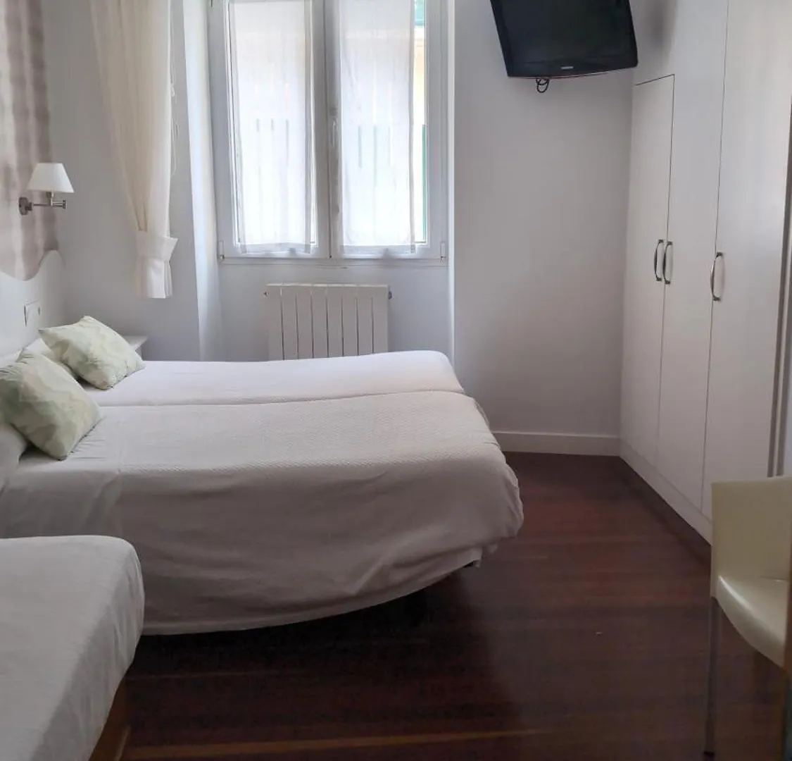 Han/Misafirhane Pension Iribar Getaria İspanya