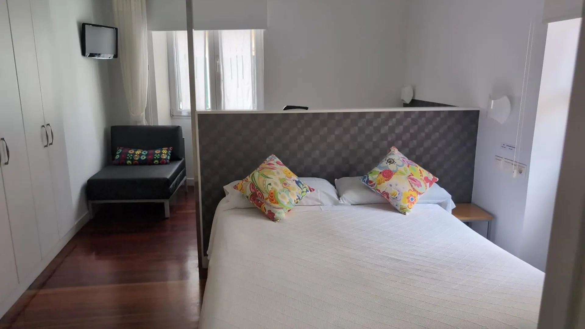 Pension Iribar Getaria